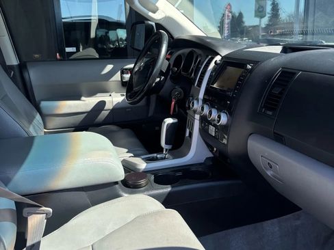 Used 2008 Toyota Sequoia Limited image 16