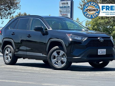Used 2022 Toyota RAV4 LE AWD/4WD image 1