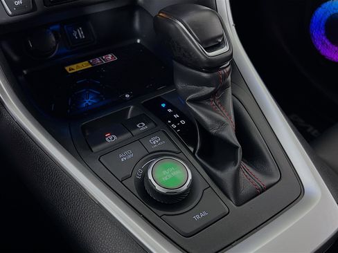 Used 2024 Toyota RAV4 XSE w/ Weather Package image 19