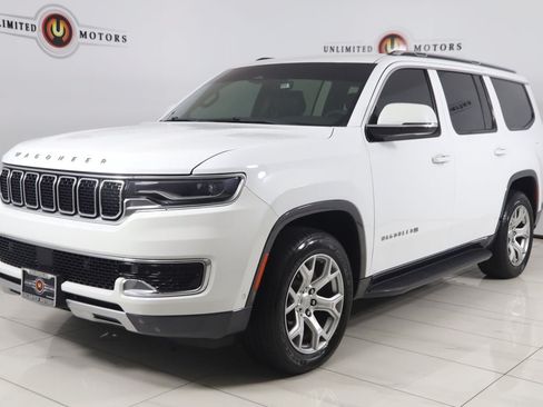 Used 2022 Jeep Wagoneer Series II AWD/4WD image 5