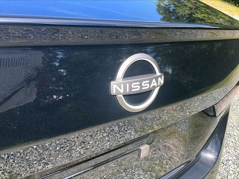 Used 2025 Nissan Altima 2.5 SV FWD image 31
