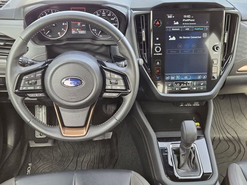 Used 2025 Subaru Forester Sport w/ Popular Package #1 AWD/4WD image 10