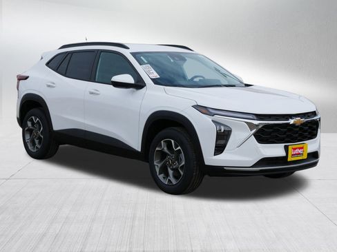 New 2026 Chevrolet Trax LT w/ Driver Confidence Package image 7