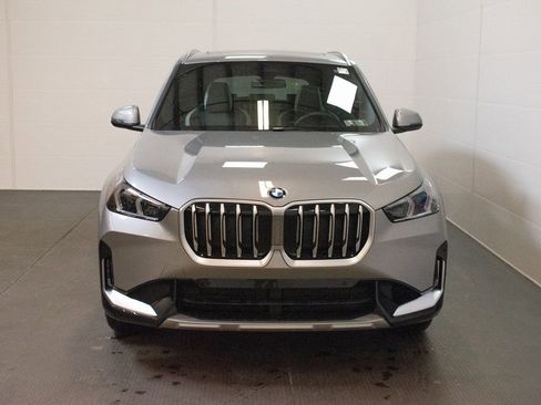 New 2026 BMW X1 xDrive28i w/ Convenience Package image 2