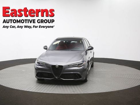 Used 2024 Alfa Romeo Giulia Veloce AWD/4WD image 53