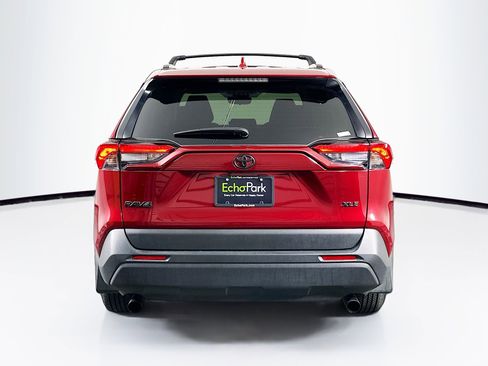 Used 2025 Toyota RAV4 XLE FWD image 7