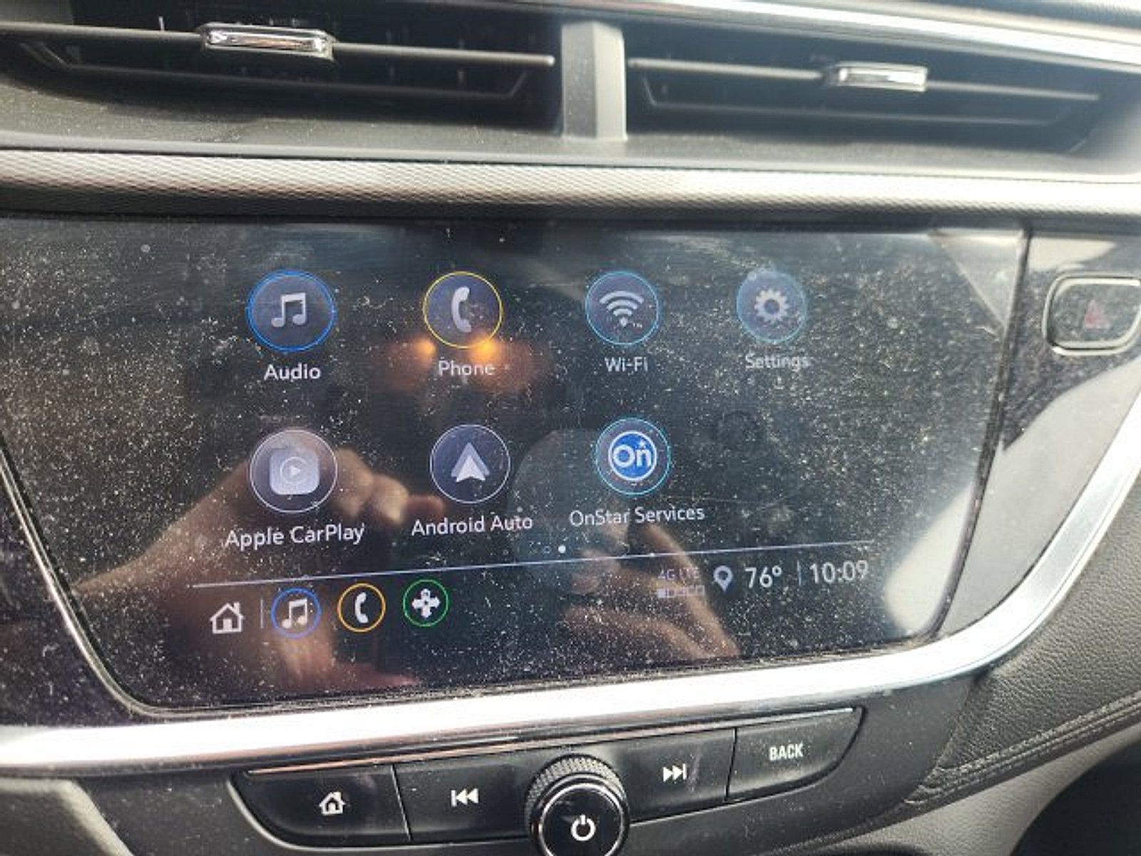 Used 2023 Buick Encore GX Preferred w/ Cold Weather Comfort Package AWD/4WD image 15