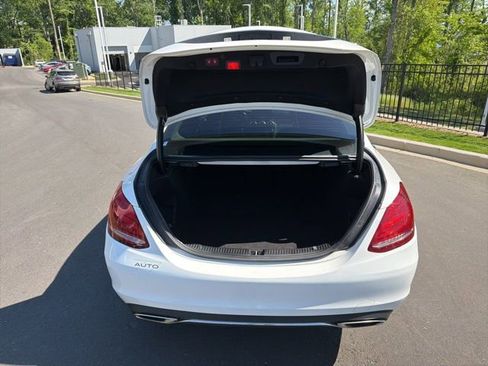 Used 2017 Mercedes-Benz C 300 4MATIC Sedan image 5