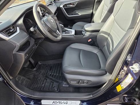 Used 2024 Toyota RAV4 XLE Premium image 11