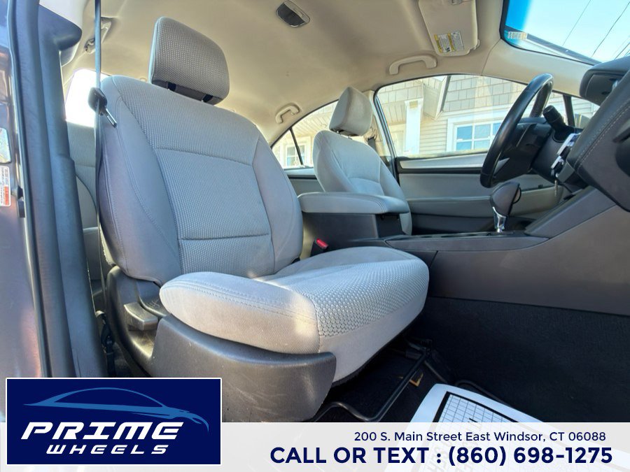Used 2018 Subaru Legacy 2.5i Premium AWD/4WD image 17