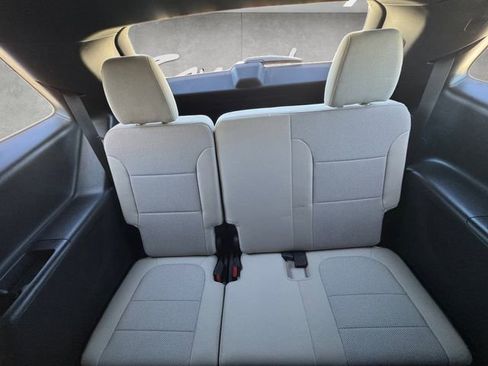 Used 2023 Chevrolet Traverse LS w/ Safety Package image 22