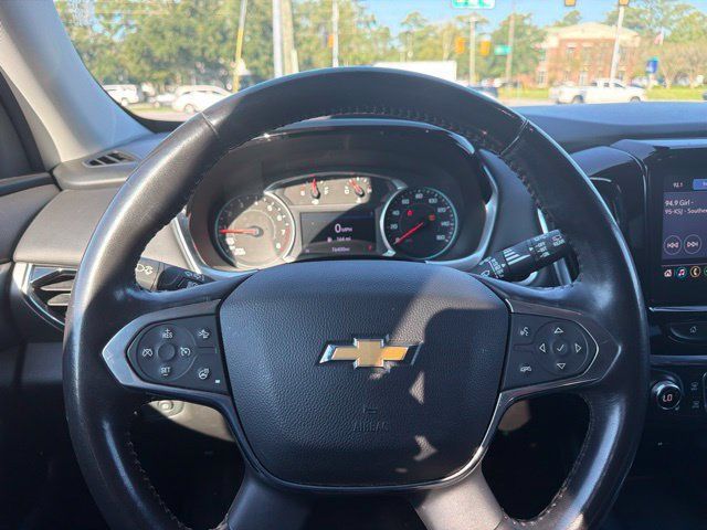 Used 2020 Chevrolet Traverse LT FWD image 11