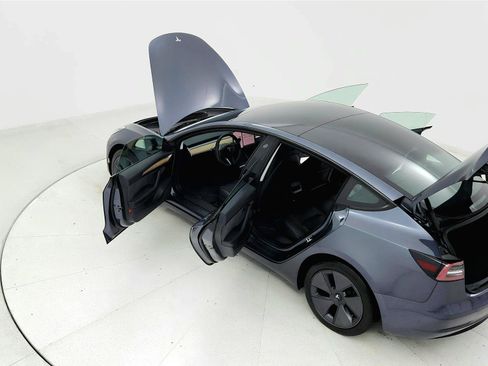 Used 2023 Tesla Model 3 Standard Range RWD image 22