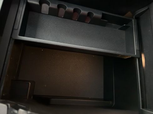 Used 2019 Ford F150 Raptor w/ Equipment Group 802A Luxury image 37