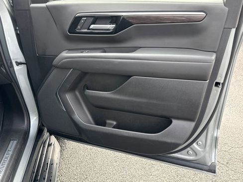 Certified 2025 Chevrolet Tahoe LT image 14
