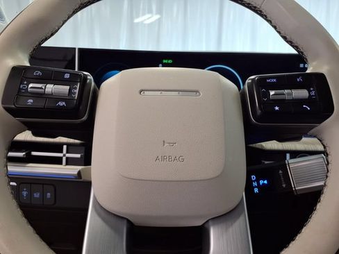 Used 2024 Hyundai Santa Fe Calligraphy AWD/4WD image 17