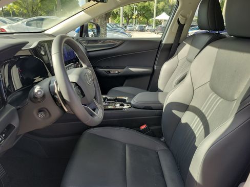 Used 2022 Lexus NX 350 AWD image 11