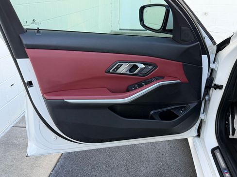 Certified 2023 BMW 330i Sedan w/ M Sport Package RWD image 12