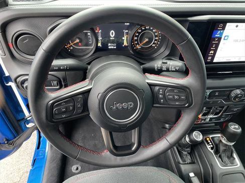 Certified 2024 Jeep Wrangler Unlimited Rubicon image 16