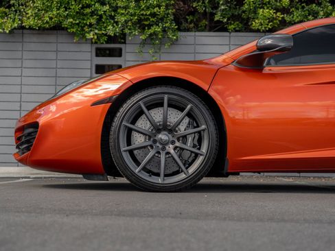 Used 2012 McLaren MP4-12C Coupe image 22