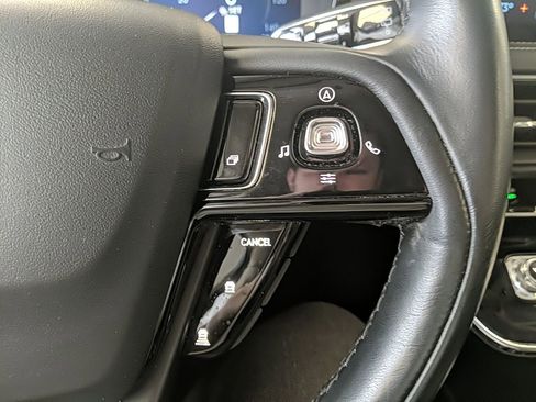 Used 2023 Lincoln Corsair Reserve image 15