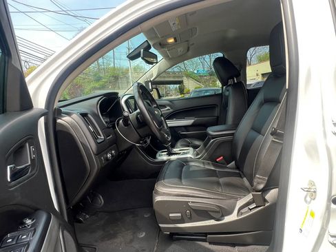 Used 2019 Chevrolet Colorado LT w/ Colorado RST Special Edition image 26