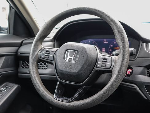 Certified 2023 Honda Accord LX image 18