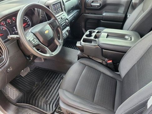 Used 2023 Chevrolet Silverado 1500 Custom image 4