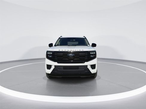 Certified 2025 Ford Expedition Max Active image 4