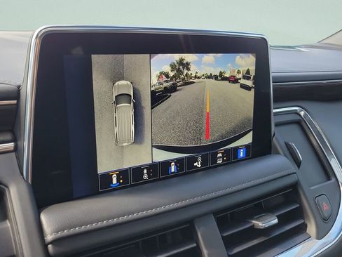 Used 2022 Chevrolet Tahoe Z71 w/ Luxury Package image 30