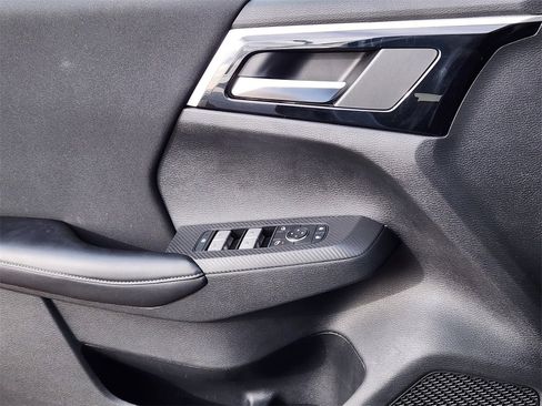 Used 2022 Mitsubishi Outlander ES image 6