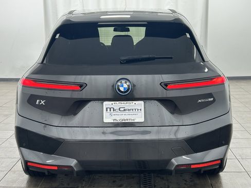 Used 2023 BMW iX xDrive50 w/ Premium Package image 4