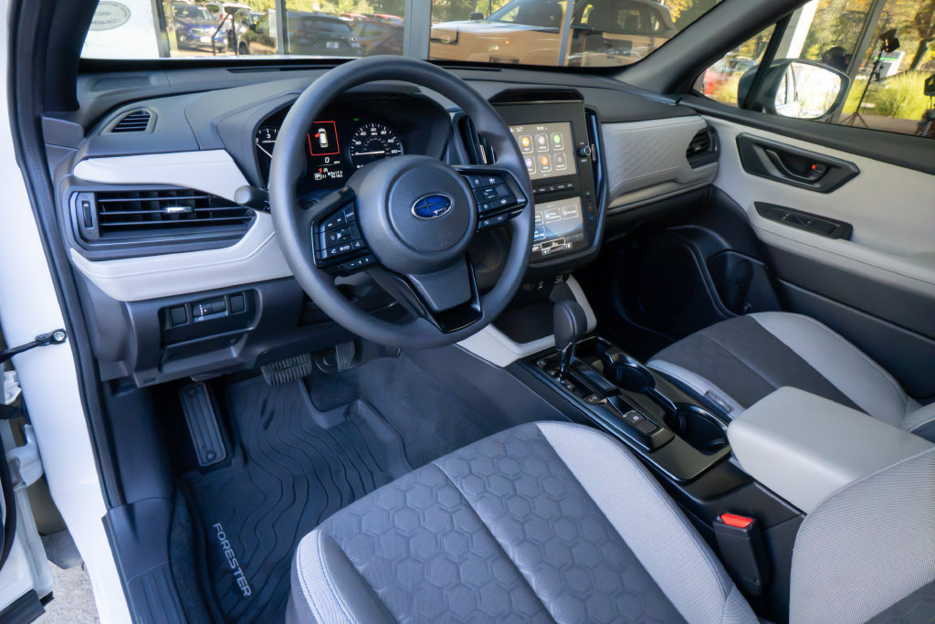 Used 2026 Subaru Forester AWD/4WD image 9