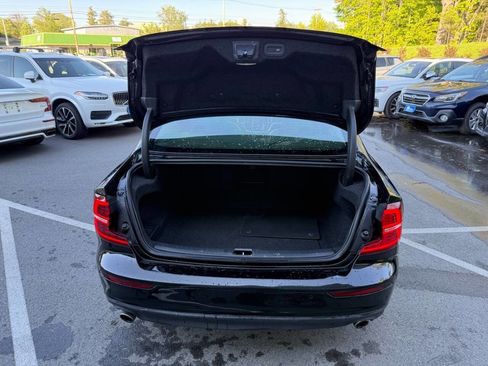 Used 2019 Volvo S60 T6 Momentum w/ Multimedia Package AWD/4WD image 10