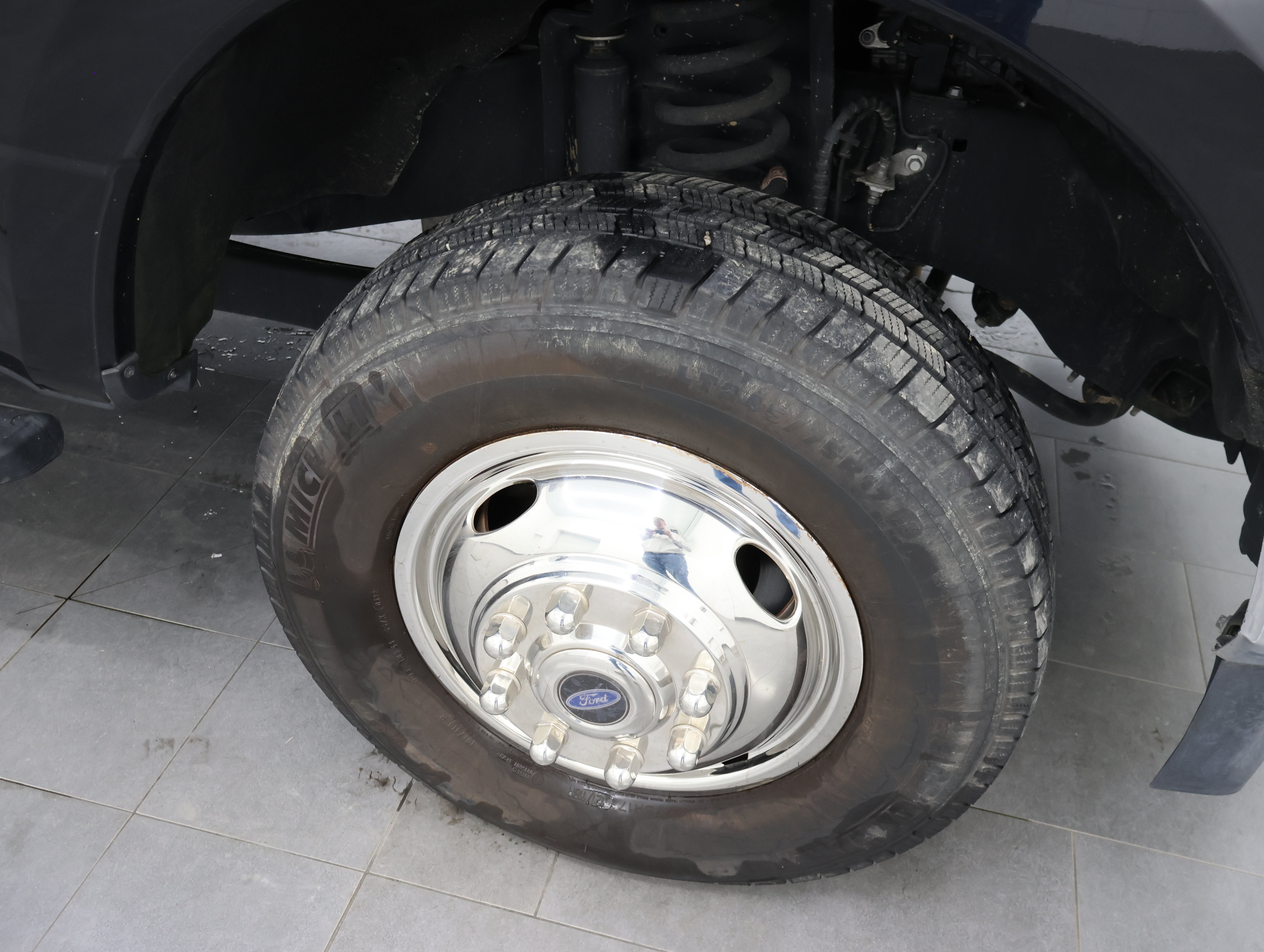 Used 2022 Ford F350 XLT AWD/4WD image 3