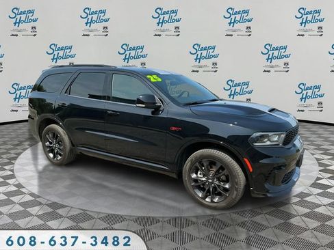 Used 2025 Dodge Durango GT AWD/4WD image 3