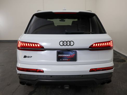 Used 2021 Audi SQ7 Premium Plus image 4