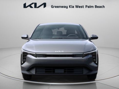New 2026 Kia K4 FWD image 2