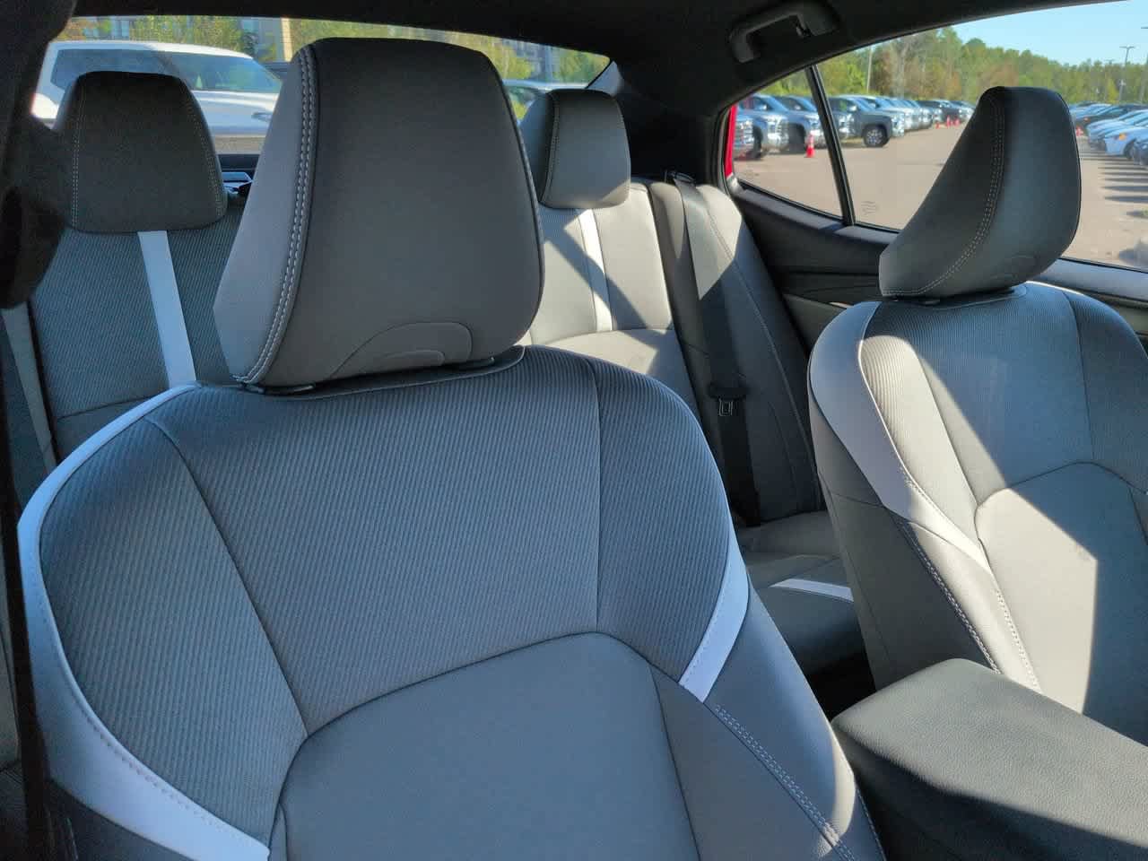 Used 2026 Toyota Camry SE w/ Multimedia Upgrade Package FWD image 7