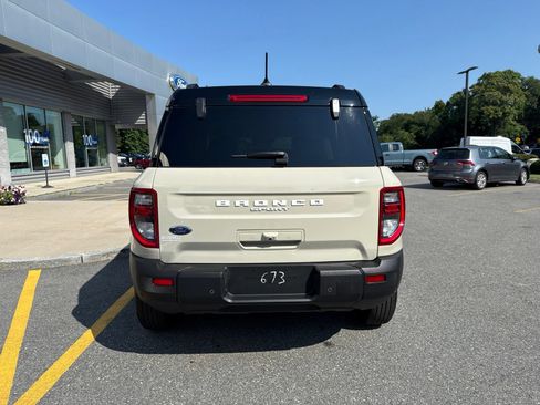 Used 2025 Ford Bronco Sport Outer Banks w/ Outer Banks Tech Package+ AWD/4WD image 7