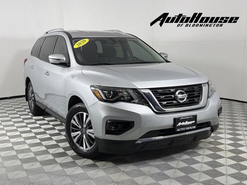 Used 2020 Nissan Pathfinder S FWD image 1