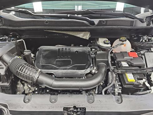 Used 2025 Chevrolet Blazer LT FWD image 30