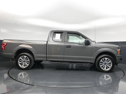 Used 2018 Ford F150 XL w/ Equipment Group 101A Mid AWD/4WD image 4