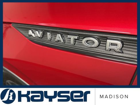 Certified 2025 Lincoln Aviator Reserve w/ Illumination Package image 40