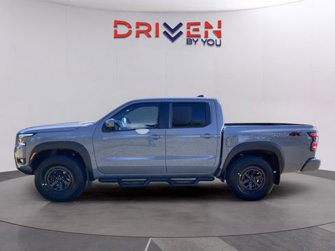 New 2026 Nissan Frontier PRO-4X w/ Pro-4x Convenience Package AWD/4WD image 2