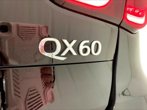Used 2018 INFINITI QX60 Luxe w/ Deluxe Technology Package image 23