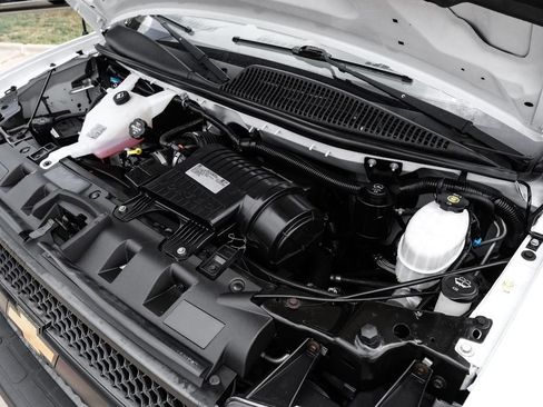 Used 2019 Chevrolet Express 2500 w/ Driver Convenience Package RWD image 42