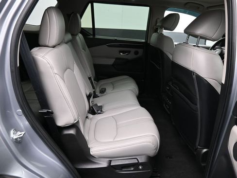Certified 2023 Honda Pilot Touring image 26