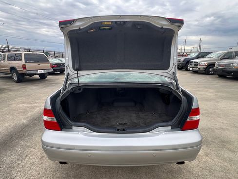 Used 2005 Lexus LS 430 image 24