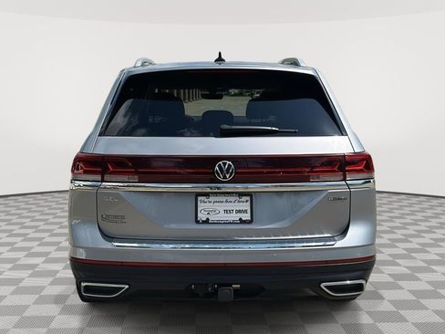 Used 2024 Volkswagen Atlas SEL AWD/4WD image 6